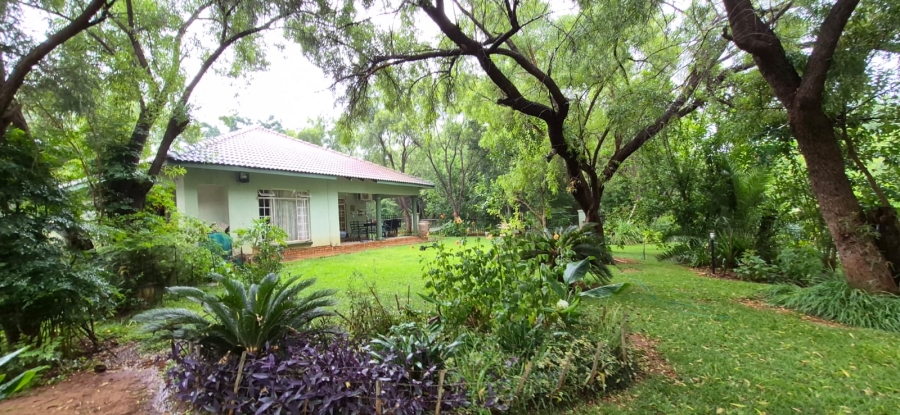 5 Bedroom Property for Sale in Swartruggens North West